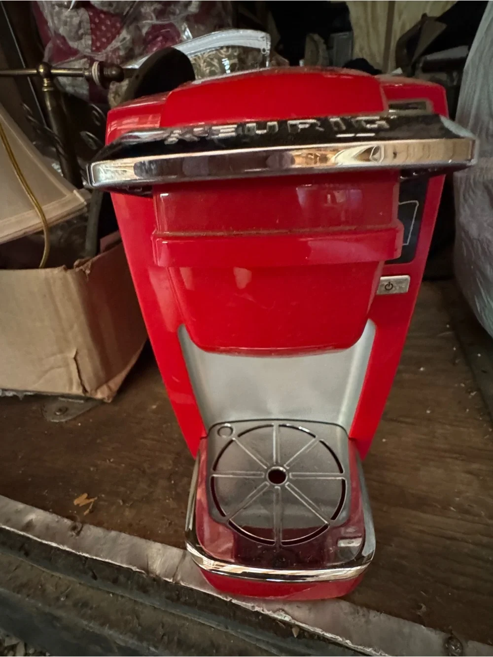 Keurig compact red